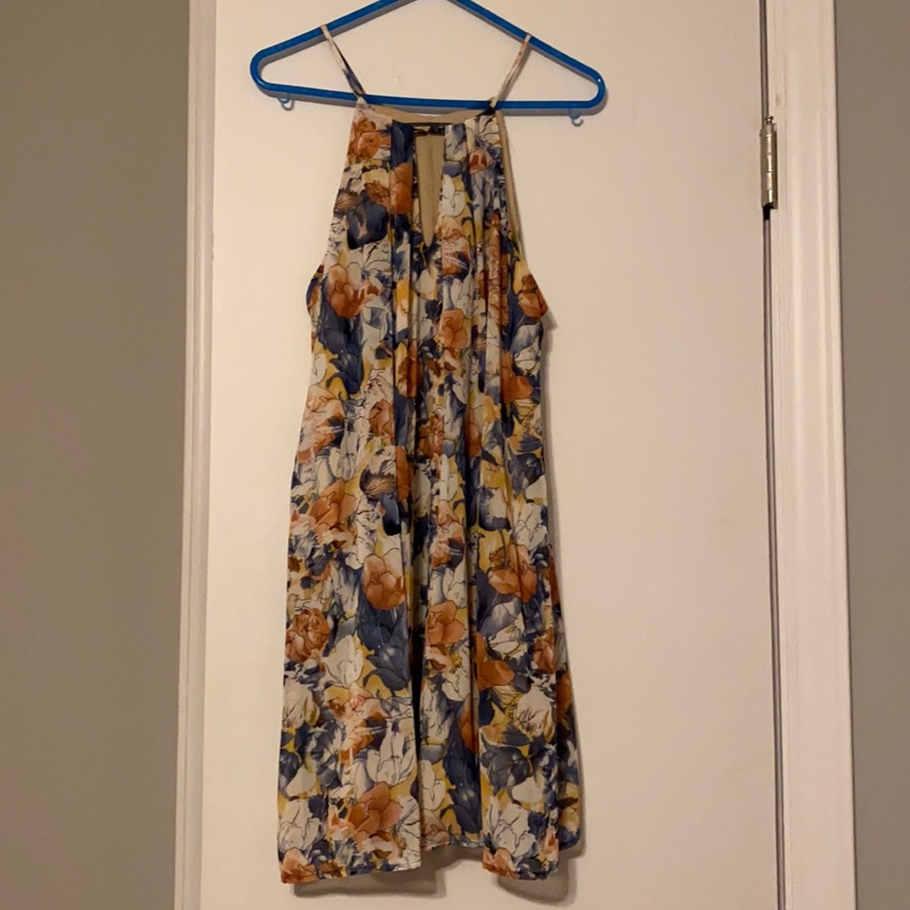 Floral shift dress